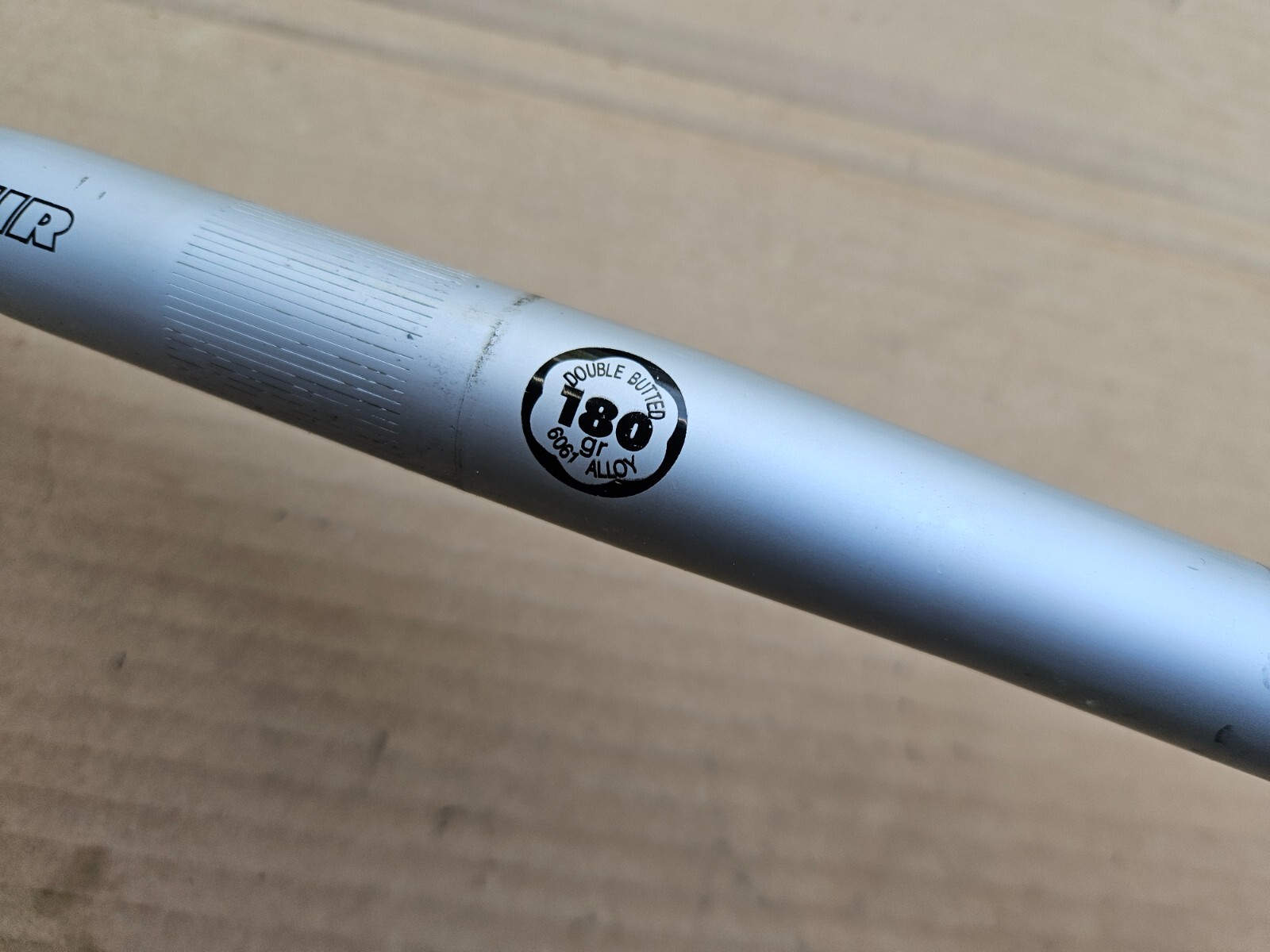 Vintage Avenir 56cm Mountain Bike Handlebar Flat Bars Aluminum 180g made in USA