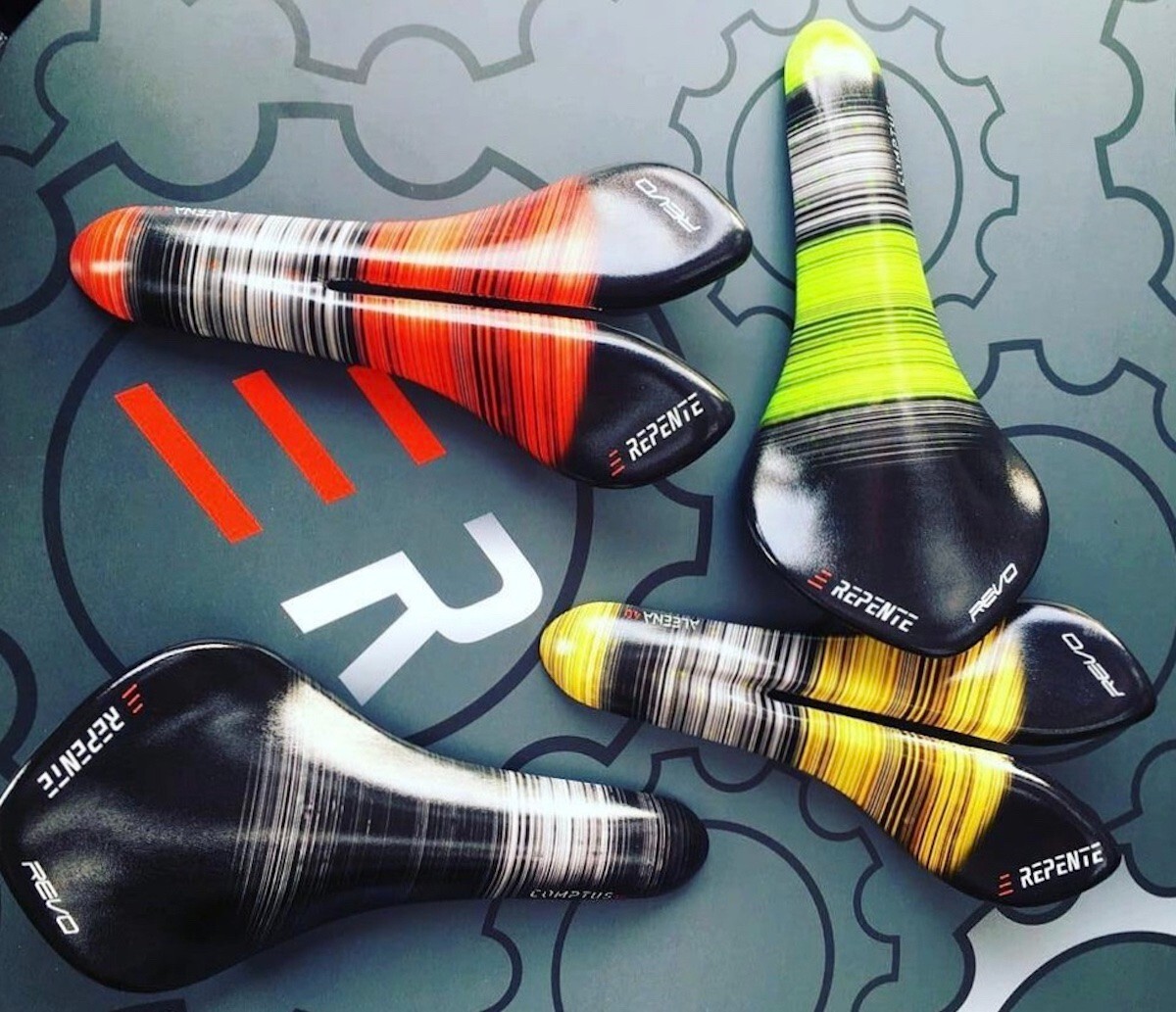 Selle Repente – ALEENA 4.0 – FULL CARBON BIKE SADDLE – MADE IN ITALY 135g!!