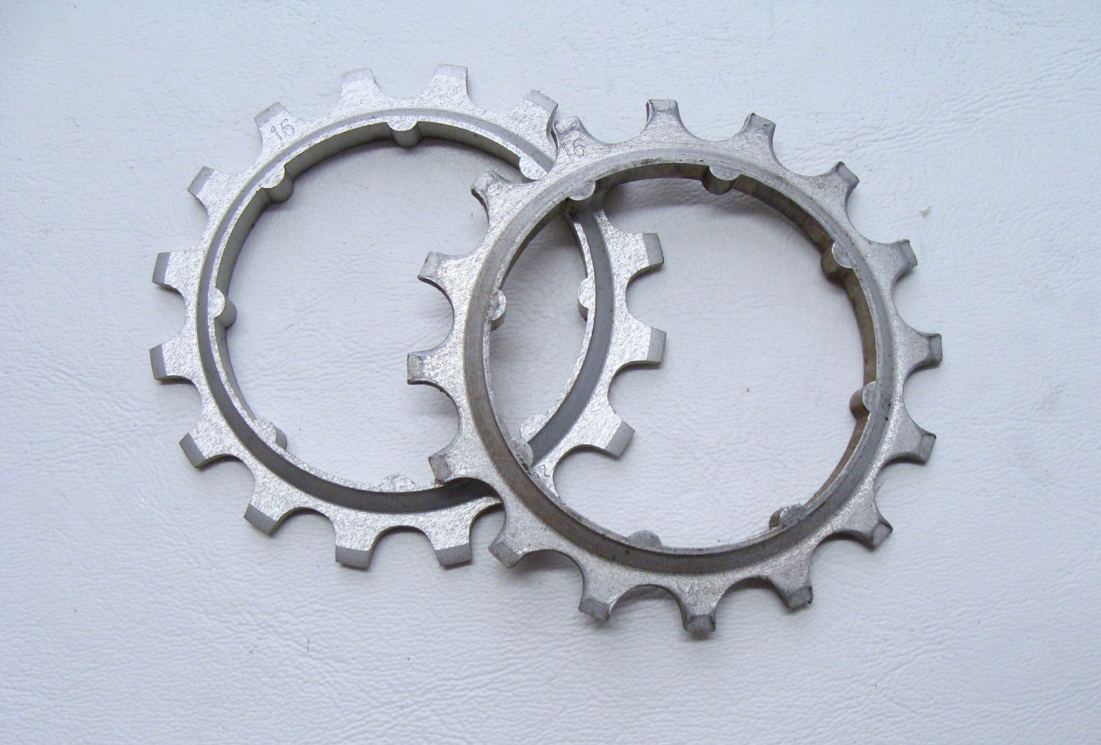 ~ Vintage Lot of ZEUS 2000 Criterium Alloy Freewheel Cogs Silver – VGC ~