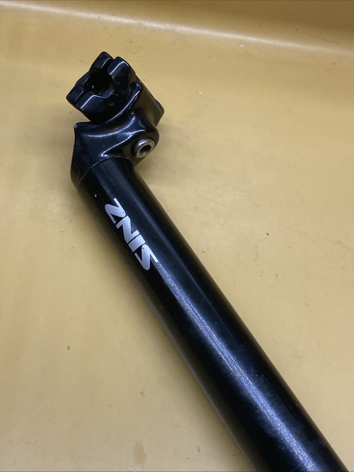 Black SINZ Aluminum 31.6mm x 340mm(Cut) Setback Seatpost