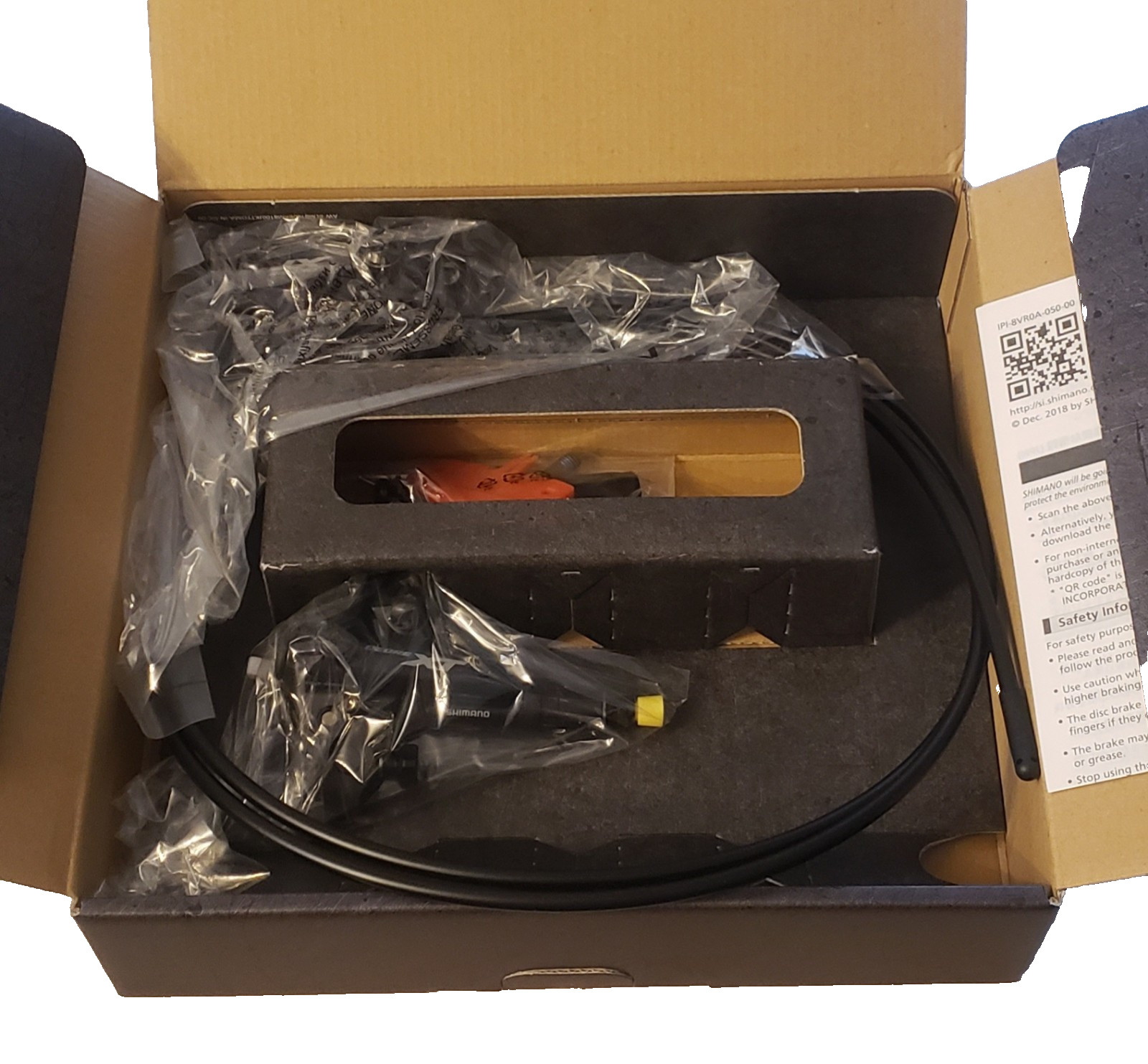 NEW! Shimano Deore XT BL/BR-M8100 Disc Brake Rear Lever/Caliper Assembled Kit.