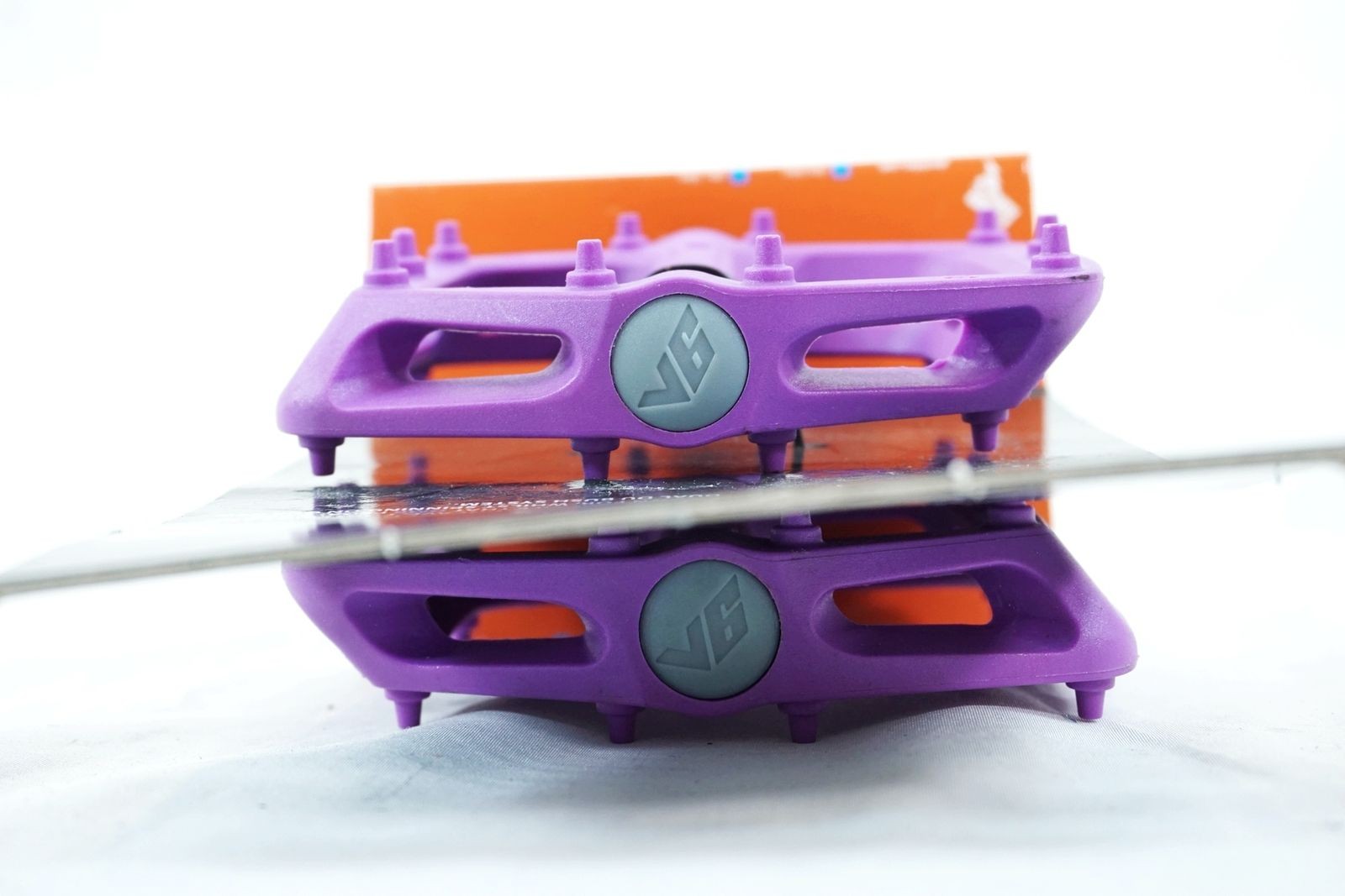 DMR Bikes V6 Flat Pedal Purple New