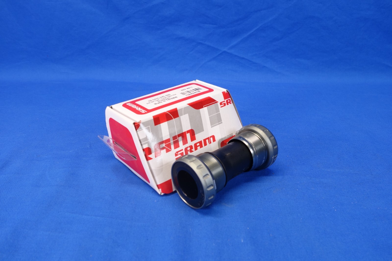 NEW SRAM GXP BSA English Thread Bottom Bracket 00.6415.045.000