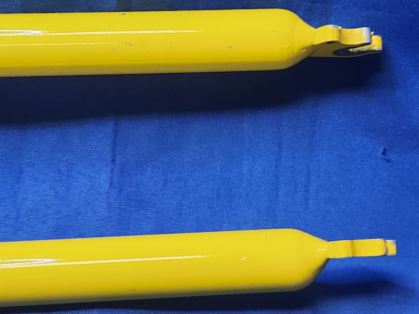 Vintage Cannondale HeadShok MC60 26 MTB Suspension Fork 1.5 39.6 Steerer Yellow