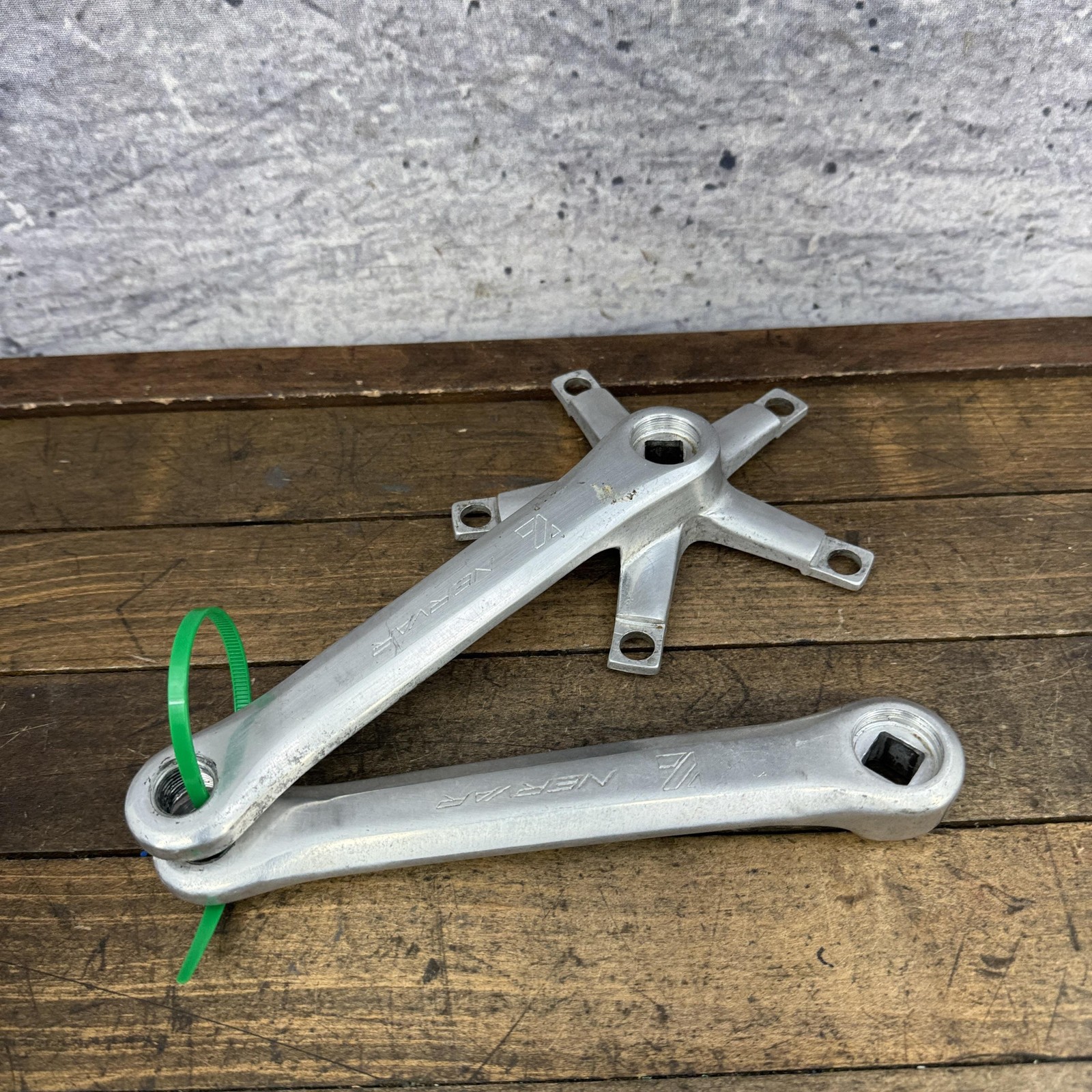 Vintage Nervar Crankset 170mm 122 BCD Square 9/16 Taper 5-Bolt Silver Road Alloy