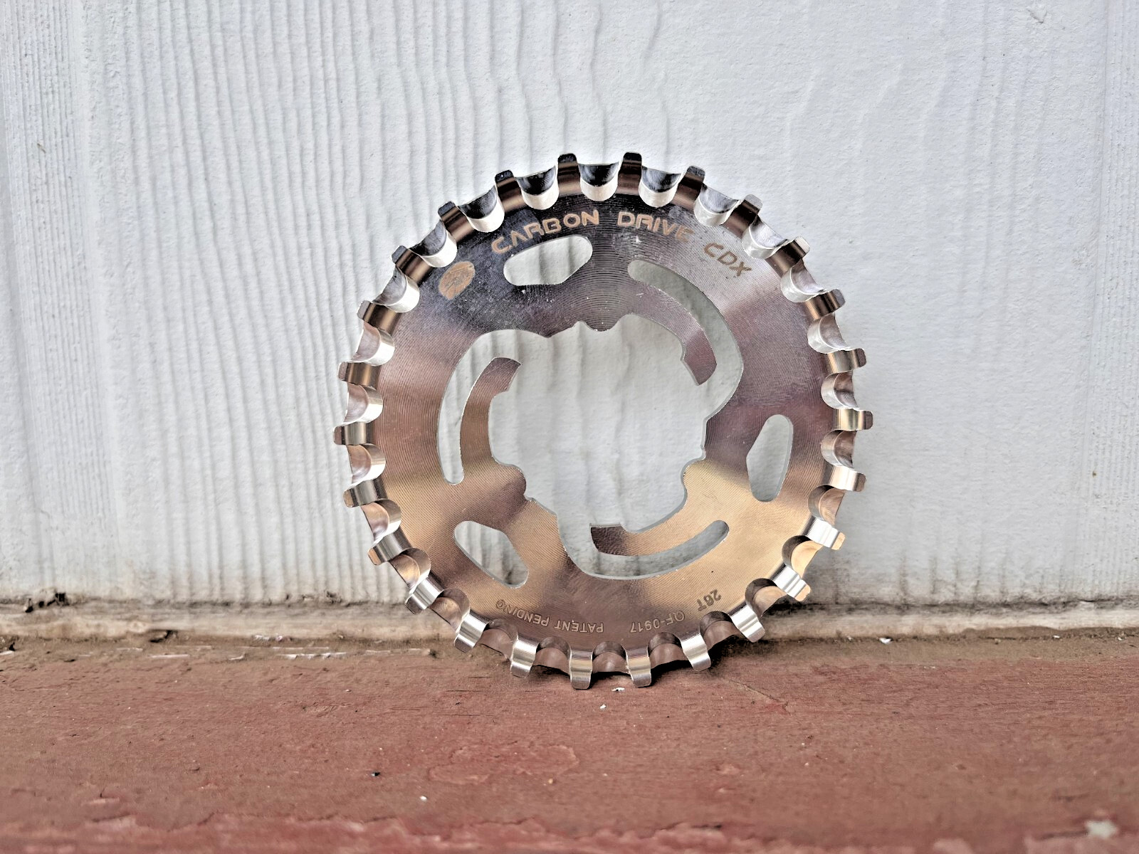 Gates Carbon Drive CDX CenterTrack 3-Lobe SureFit, Rear Sprocket – 26t