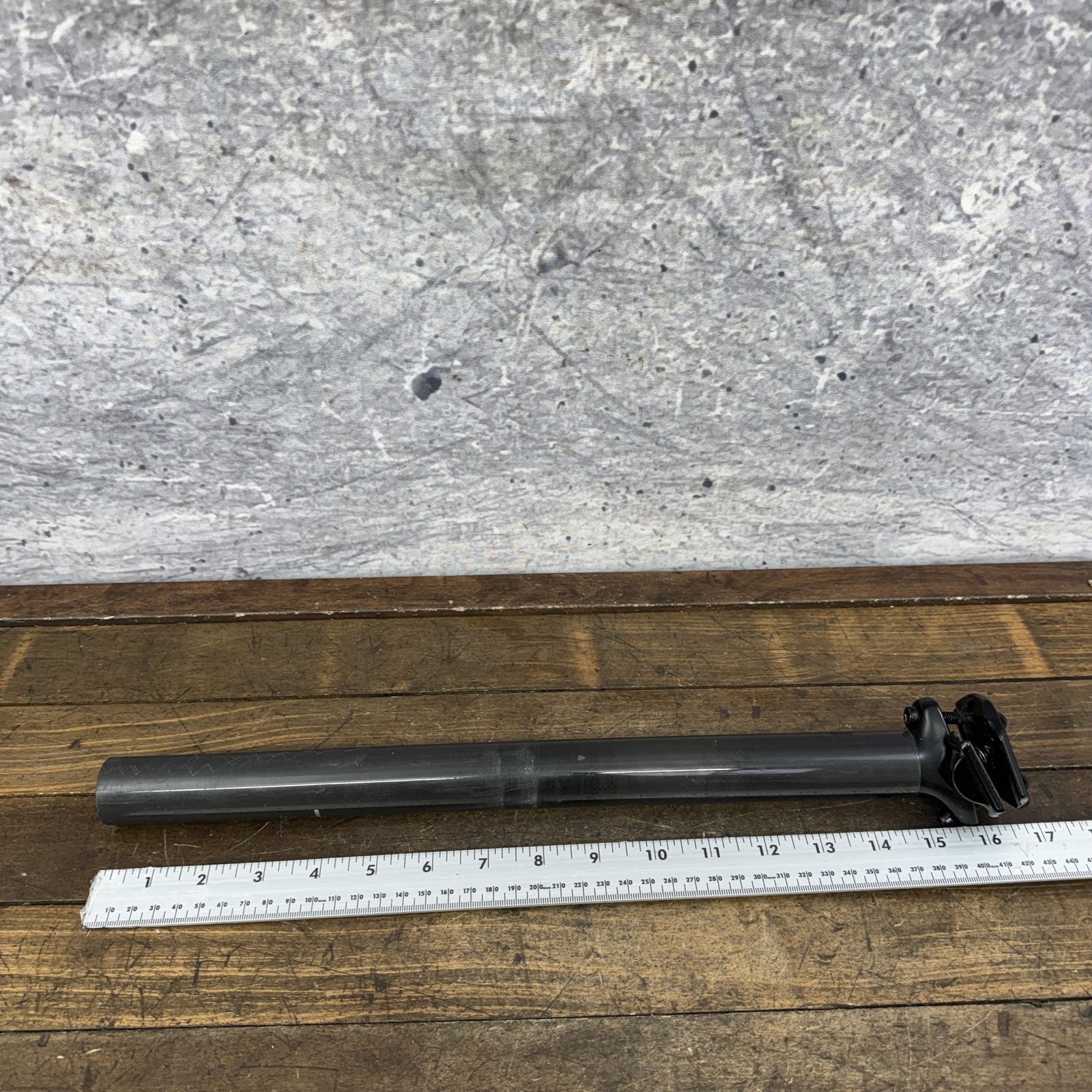 Bontrager PRO Carbon Seatpost 31.6mm X 400mm Black Alloy Head Plain 270g