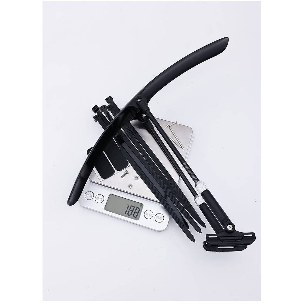 For road Bike Front Mudguard Wide Adjustable Design PP Plastic Black 42.4×4.8cm