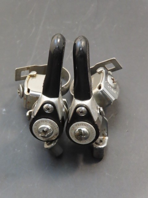 Vintage Suntour Top bar retro friction thumb Klunker shifters Japan 22.2 bar