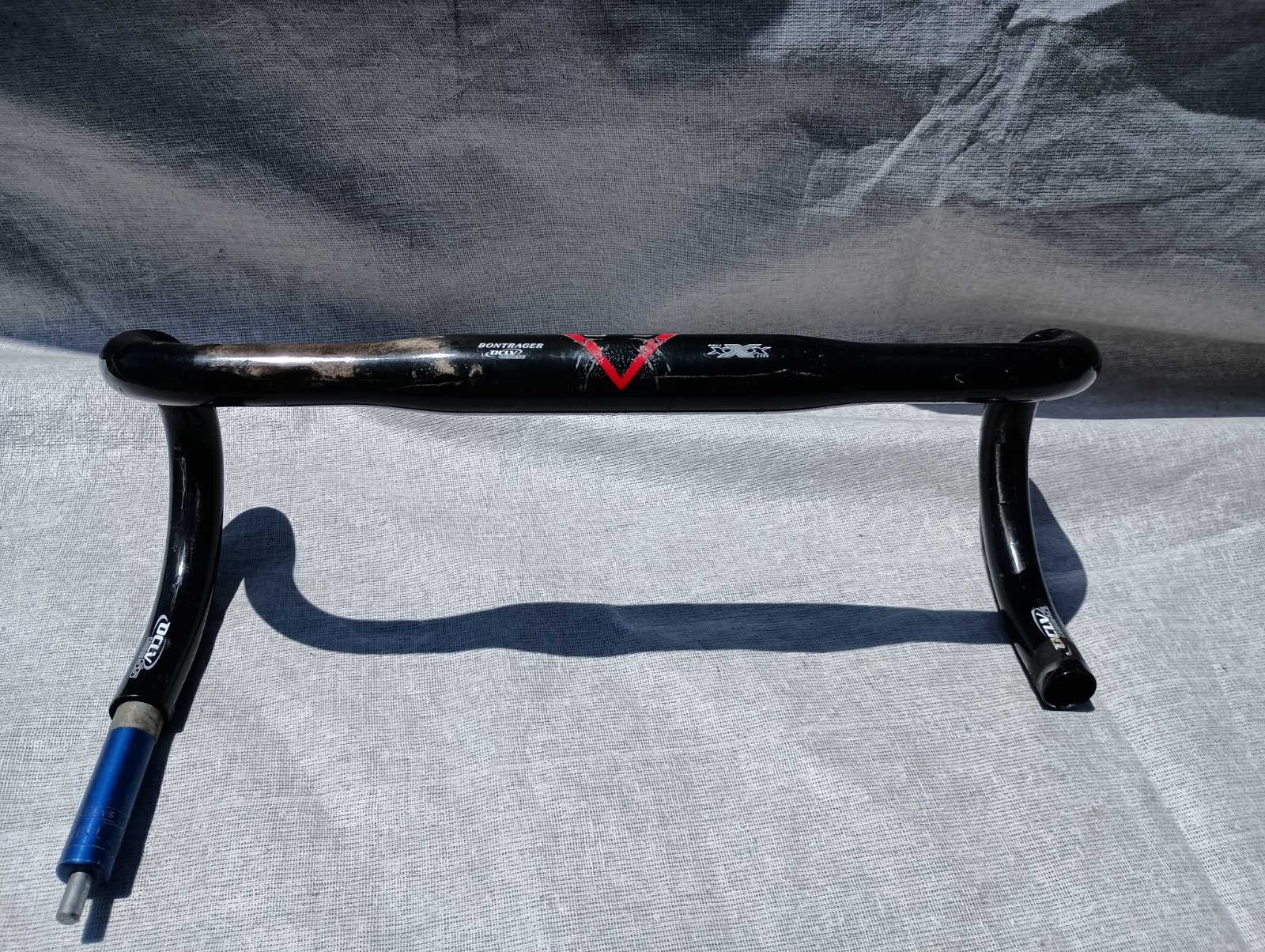 170 grams, Bontrager Race xXx Lite OCLV 55 Carbon Drop Handlebar 31.8mm 40cm