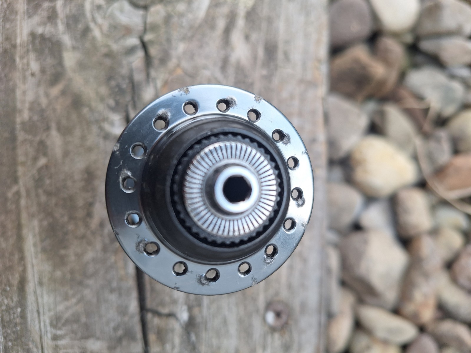 Shimano Ultegra HB-6800 Front Hub 32 Hole Gray