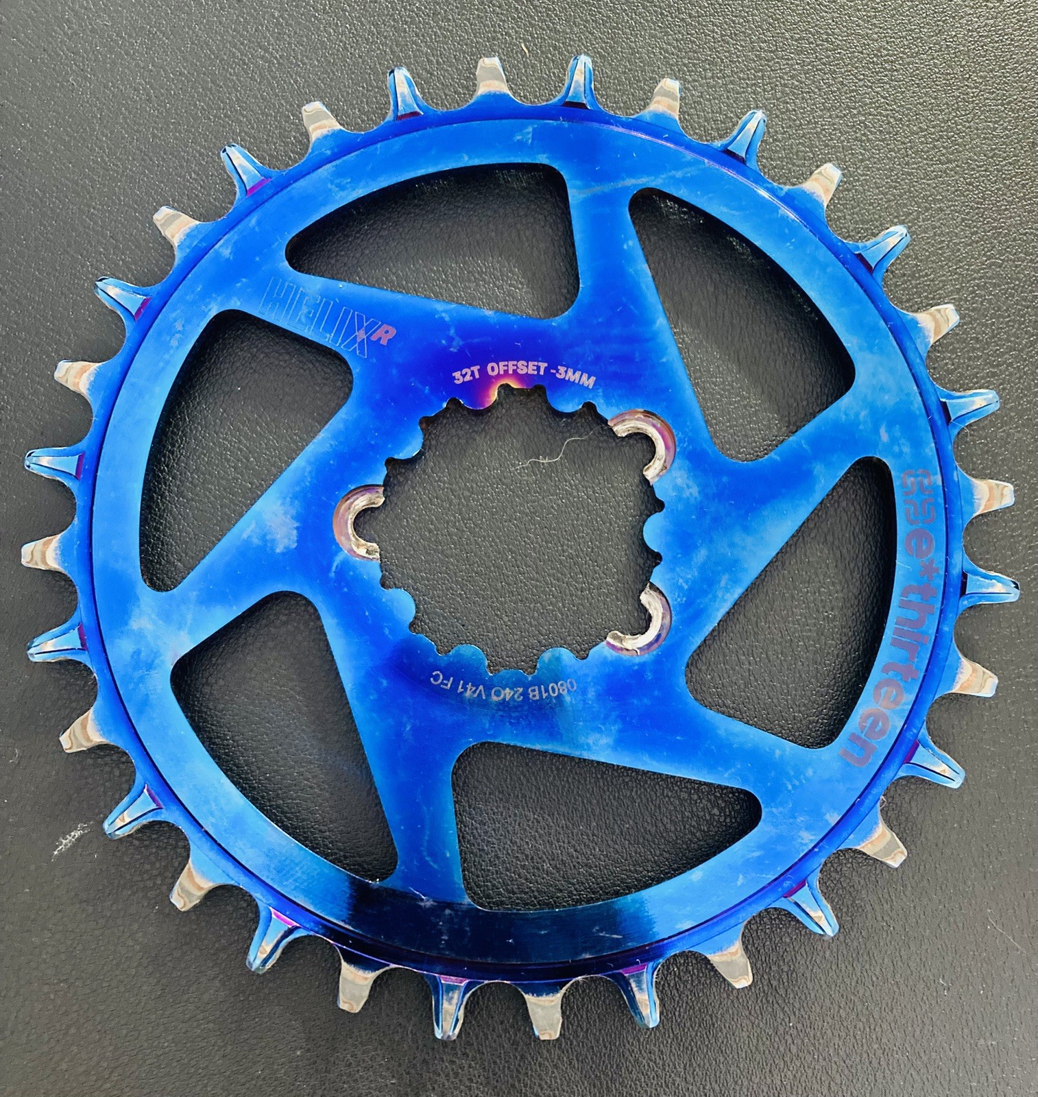 E*thirteen Helix R Guidering 3mm Offset 3-Bolt 32T Intergalactic