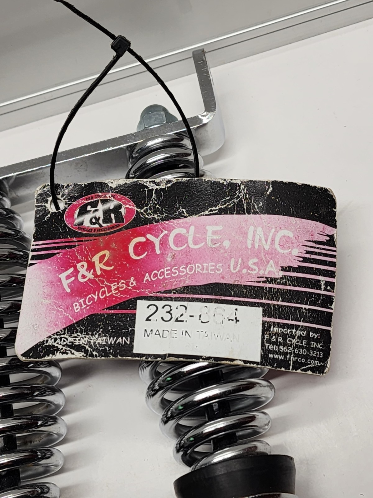 Original F&R 20″ Lowrider Cruiser Bicycle Dual Suspension Sissy Black NOS