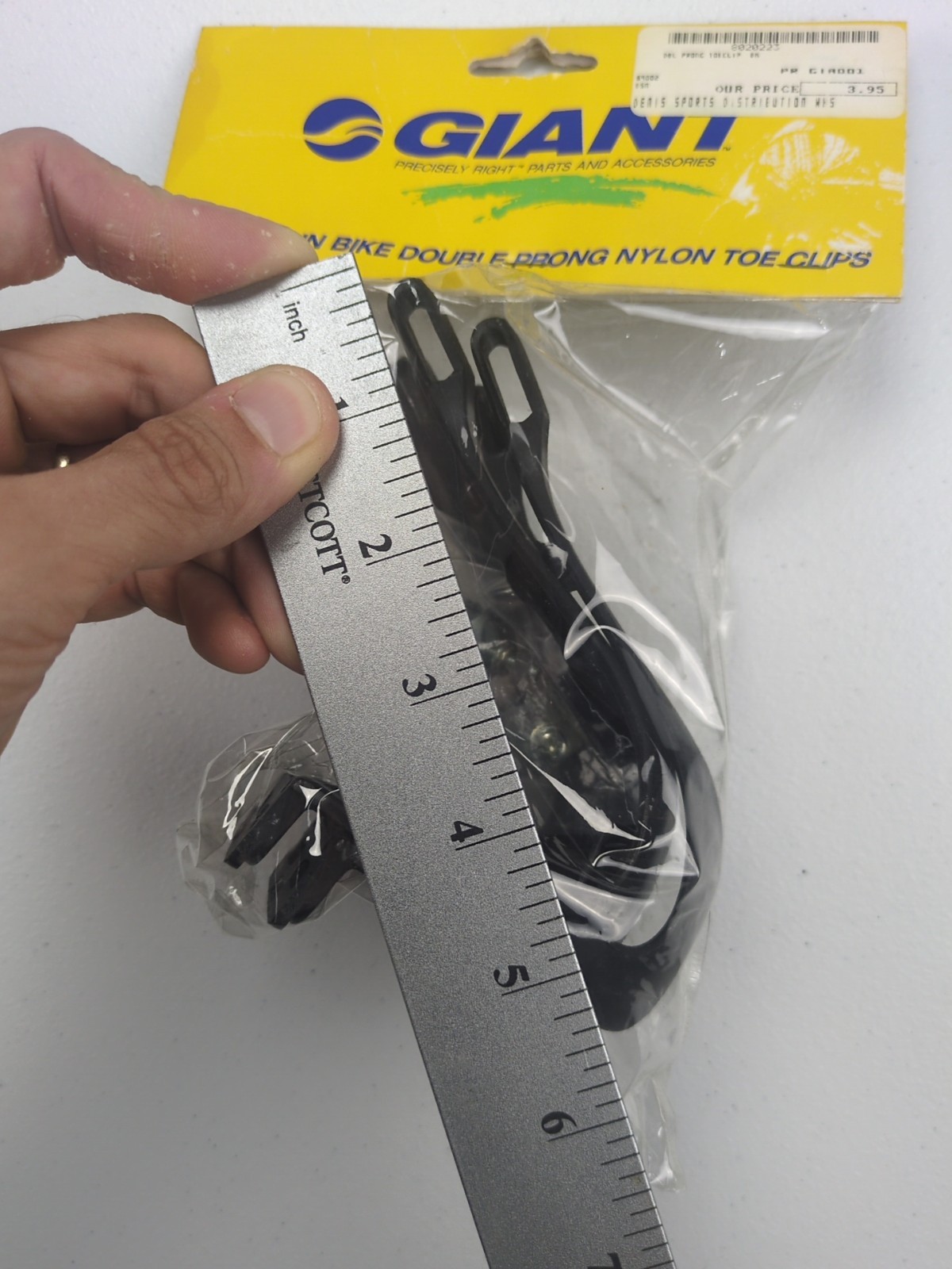 Giant Mountain Bike Double Prong Nylon Toe Clips Strap Set New NOS Cycling Parts