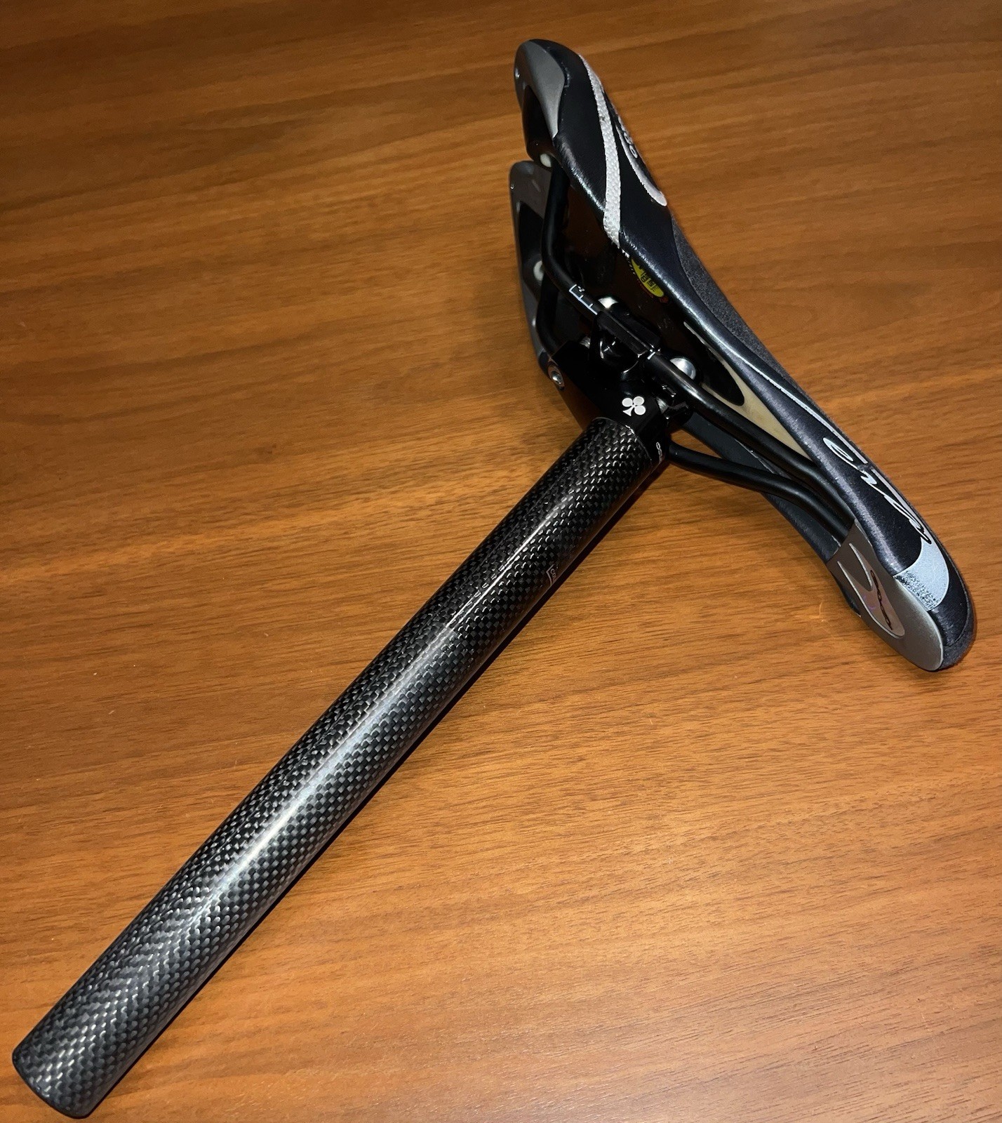 RARE! Colnago Carbon Seatpost C40/C50 28 mm, 280mm & Selle San Marco Saddle