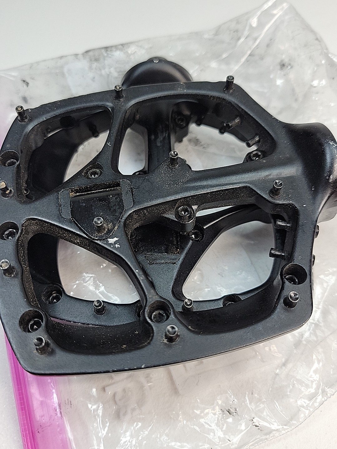 Used Specialized Boomslang Black Pedals Left & Right READ!