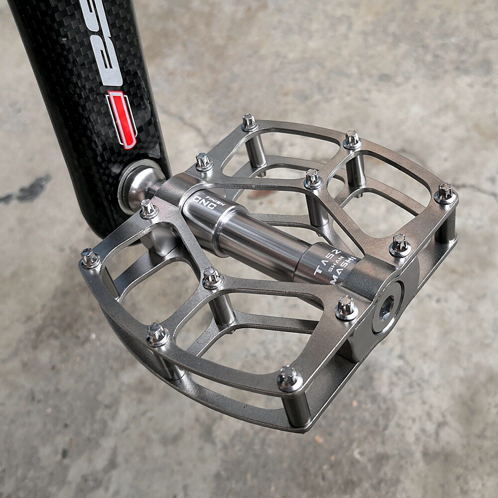 290g Ultralight Bicycle Pedal Titanium Alloy 3 Sealed Bearing Flat Plaform Pedal