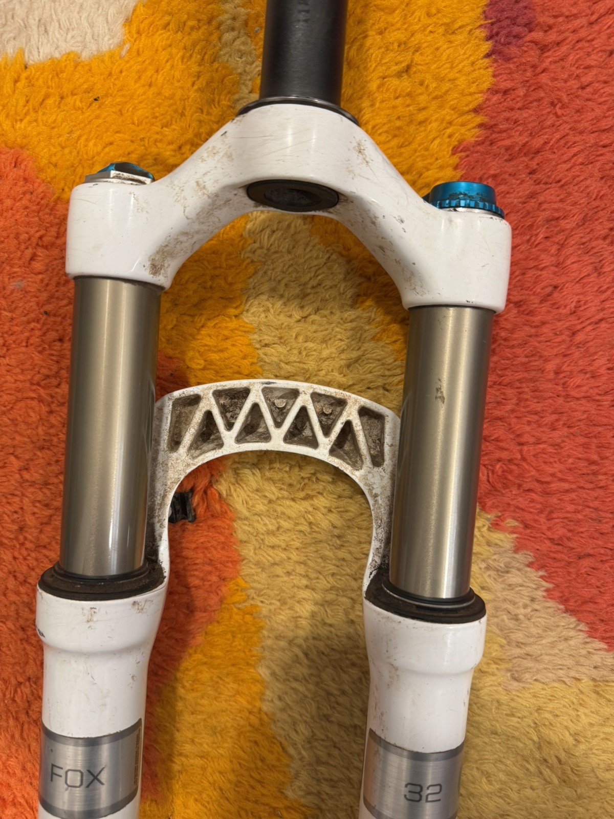 Fox Factory F29er RLC100 Disc 32 Mtn Bike Fork 29″ 100mm Lockout White QR MTB