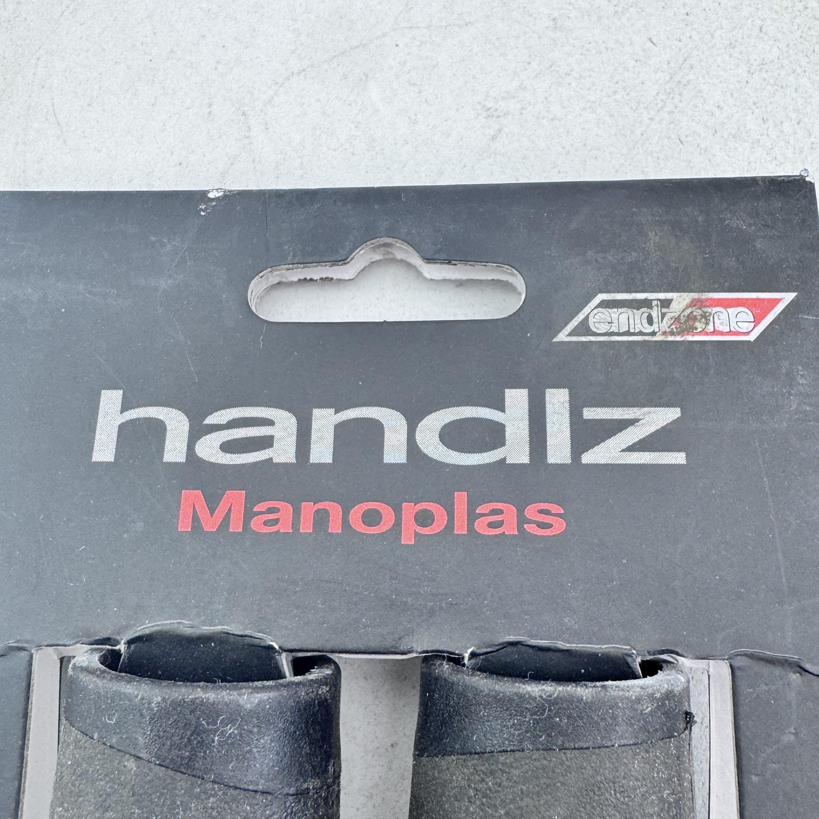 Endzone Handlz Ergo Bicycle Handlebar Grips Clamp Black NOS A59