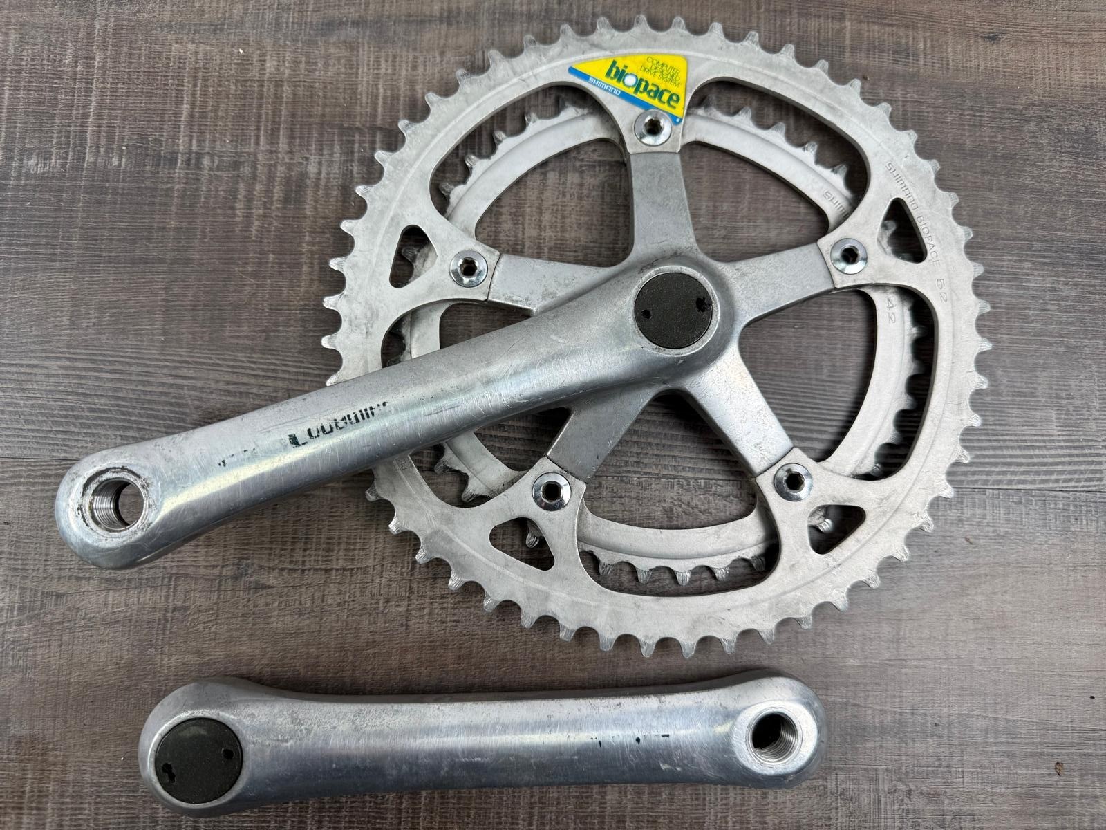 Vintage Shimano 105 Crankset 165mm FC-1050 Biopace 52/42 Double Square Taper