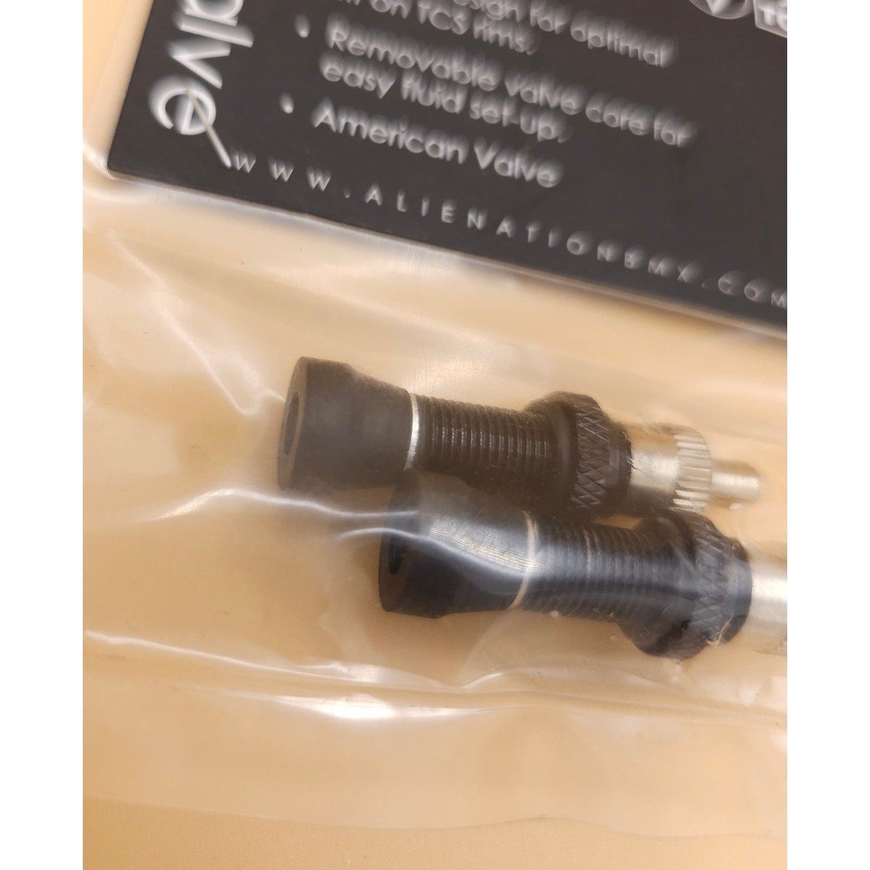 Alienation TCS Tubeless Alloy Schrader Valves Black Pair 63985 Sealed 2-Pack