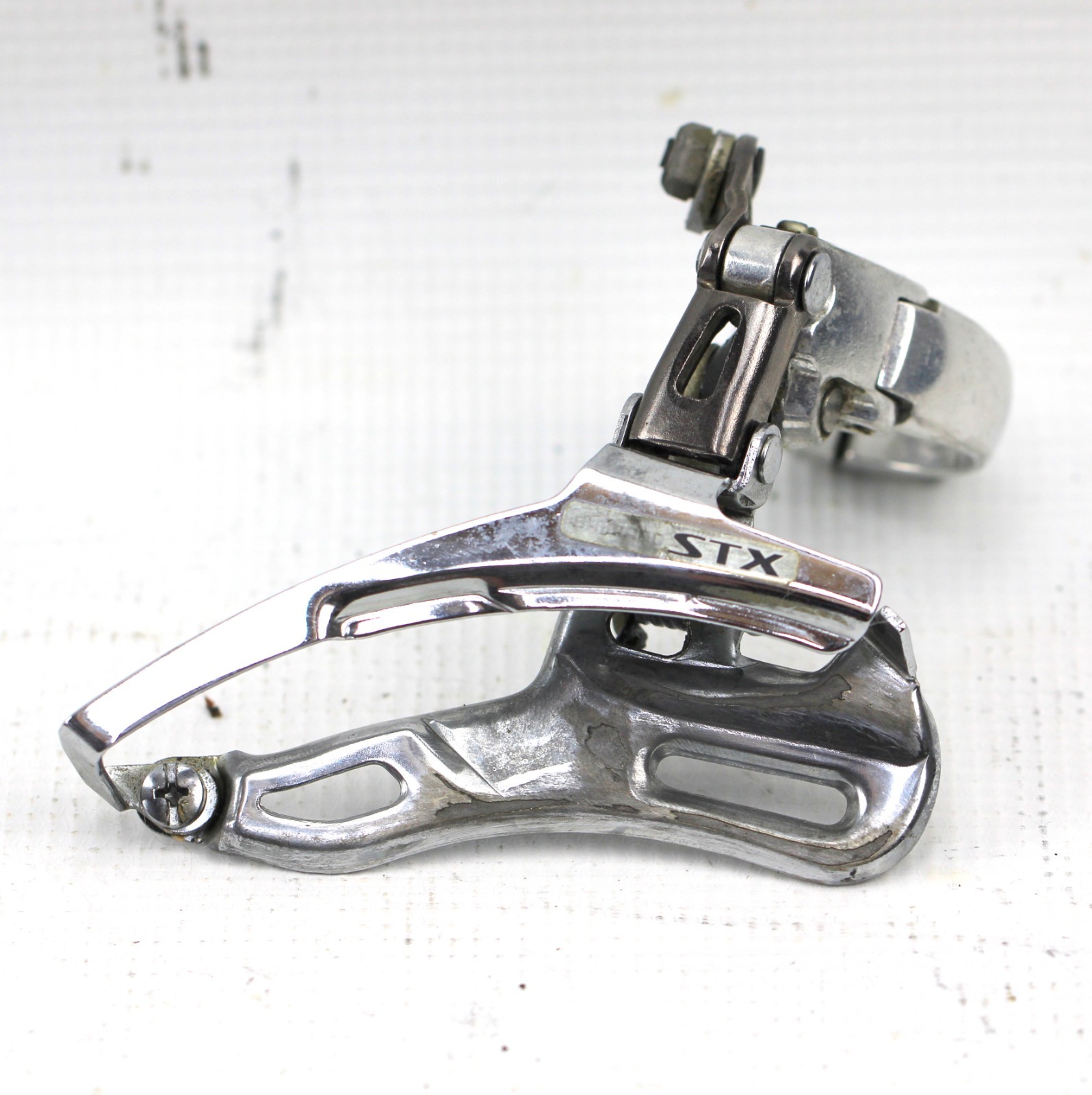 SHIMANO STX FRONT DERAILLEUR Clamp-On 31.8mm 135g 3×7 Bottom Pull FD-MC32