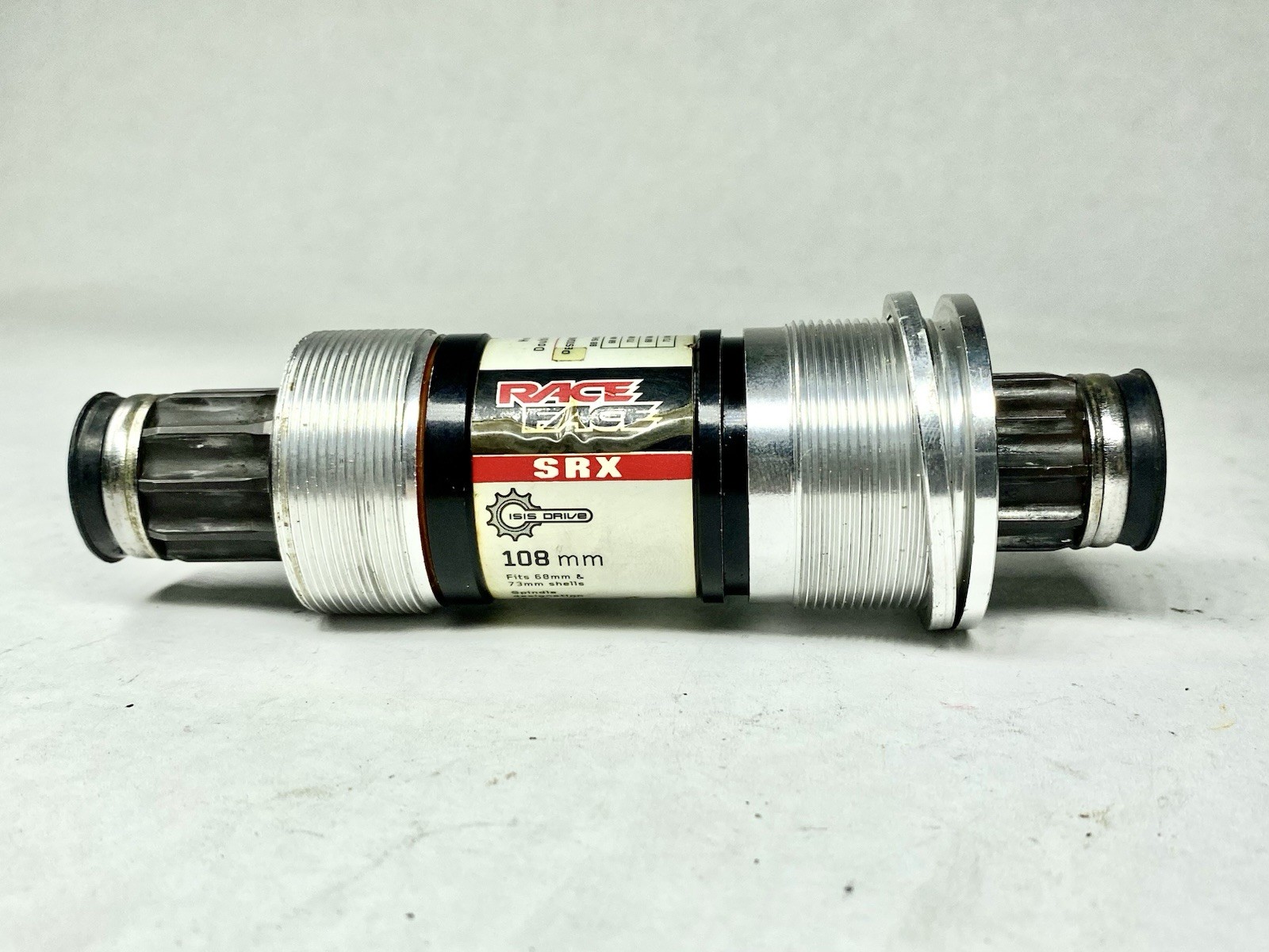 Race Face SRX ISIS Bottom Bracket 108mm 68/73mm English Threaded MTB BB