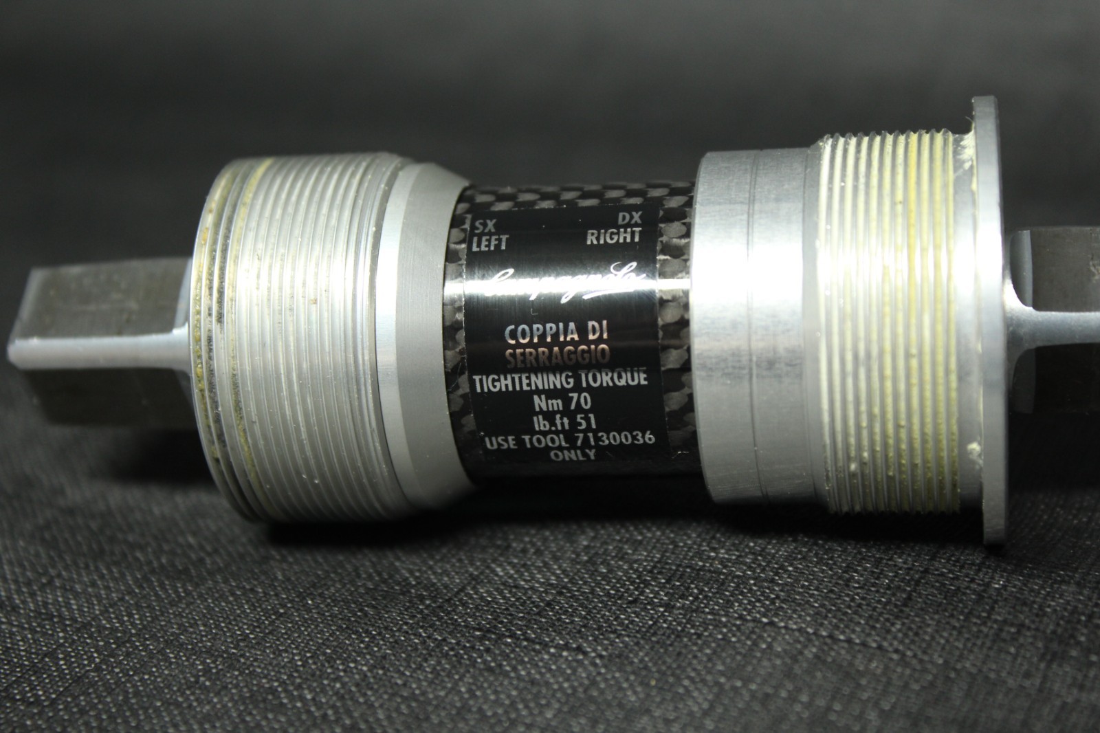 FANTASTIC Campagnolo Record Carbon Square Taper Bottom Bracket English 112mm BB