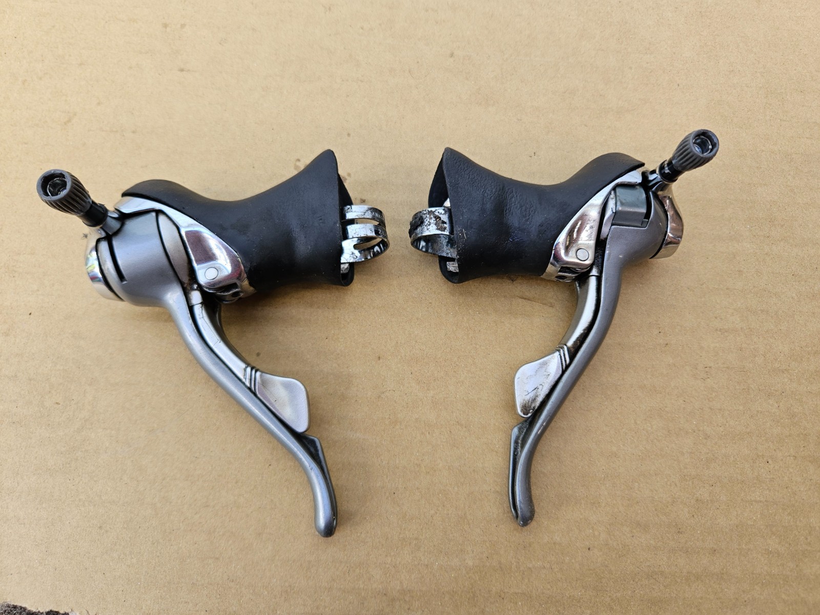 Vintage Shimano 600 Tricolor Road Bike STI Shifters Left Right Set ST-6400 Japan