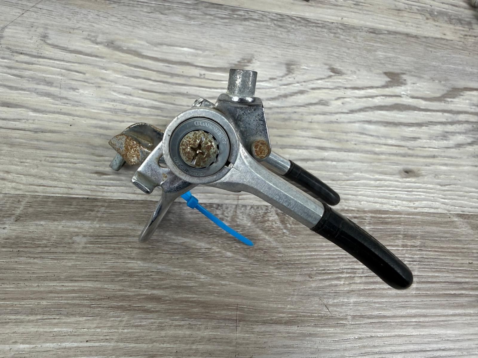 Vintage Schwinn Unishift Stem Shifter 22.2 Quill Clamp with Brake Cables Stop