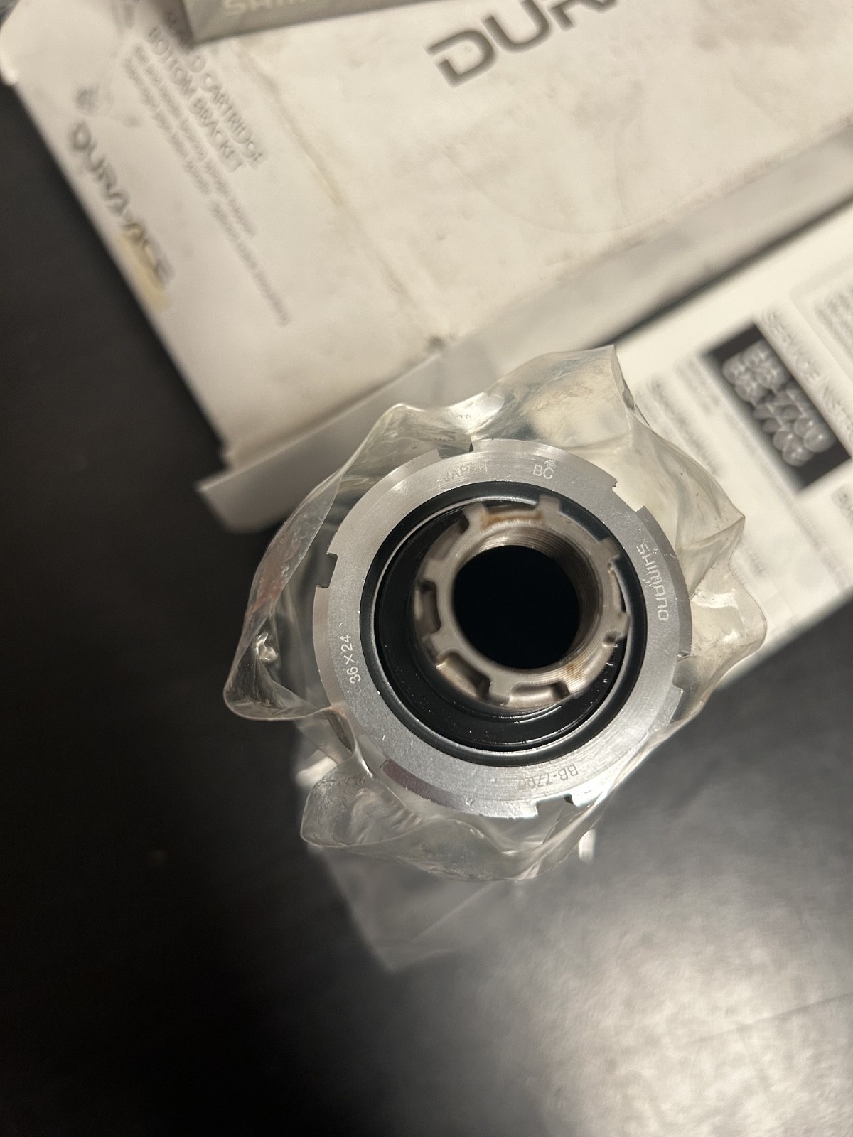 NEW Bottom Bracket Shimano Dura-Ace BB-7700, 36 x 24 IT 109.5mm Octalink V1 NOS