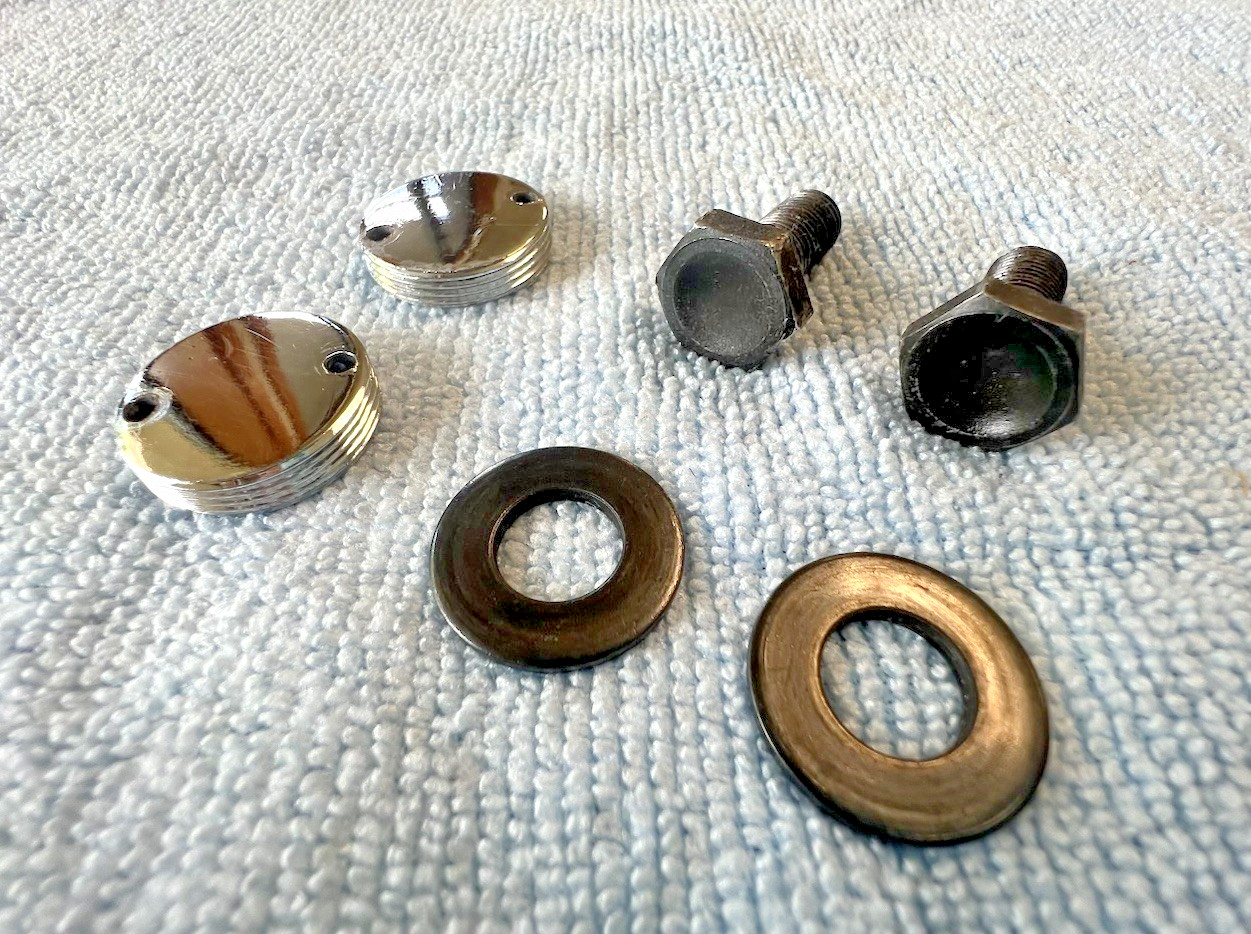 Vintage Shimano FC-M730 Deore XT Crank Bolts Dust Caps 2-Pin Silver 80s MTB Kit