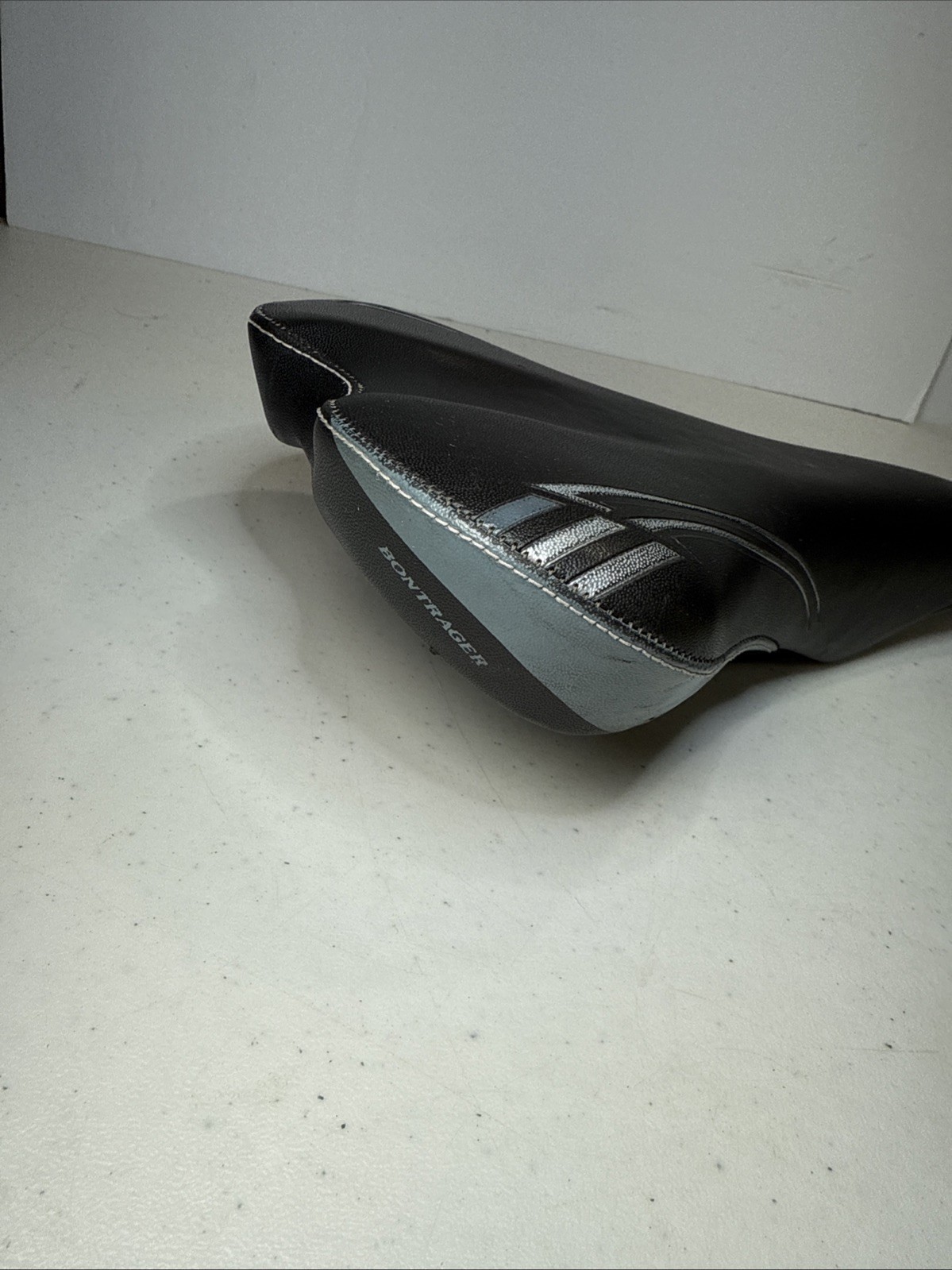 Vintage Bontrager Nebula Saddle 285 mm 170 Mm Wide Hybrid Cruiser Bike