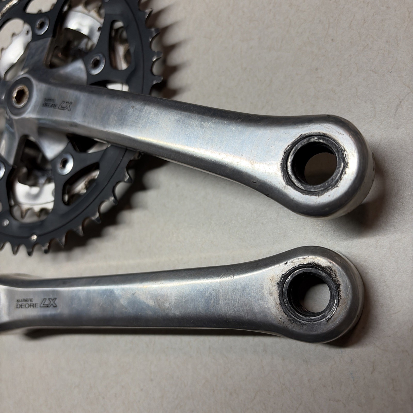 Shimano Deore LX Cranks FC-M563 Triple Mountain Bike 175 Crankset 94BCD 42/32/22