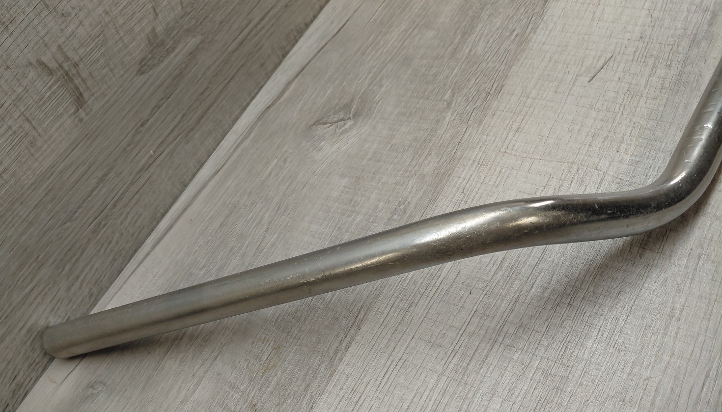 Vintage Steel Upright «U» Shaped Steel Bicycle Handlebar 27″ Wide 12.5 » Deep