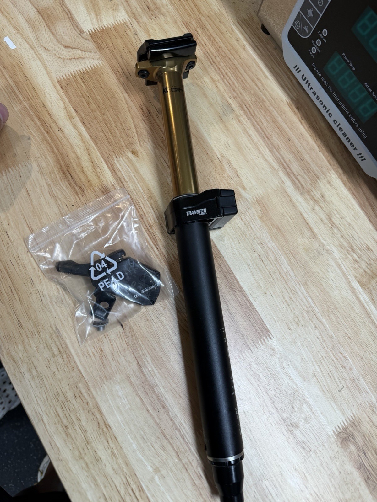 Fox Shox Transfer Neo Factory Wireless Dropper, 31.6, 125mm, Black 925-01-258