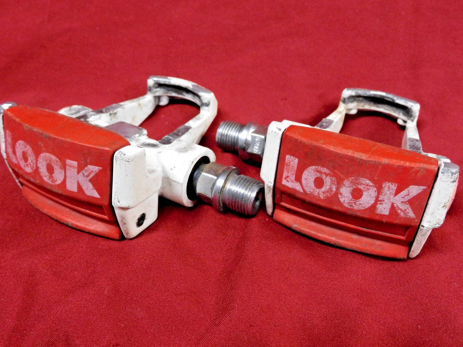 Retro Vintage Look PP76 Left & Right Clipless Pedals 9/16 x 20 no Cleats