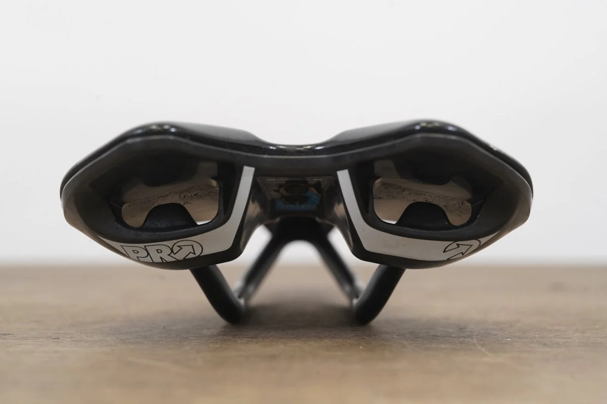 142mm PRO Falcon Carbon Rail Road Saddle 182g