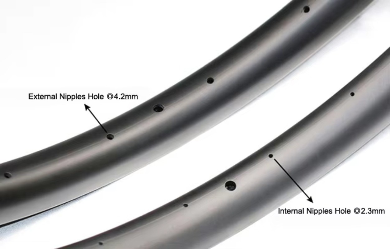 700C 25mm Wide 45/55mm Depth Asymmetric Carbon Road Bicycle Rim Disc Brake Ring