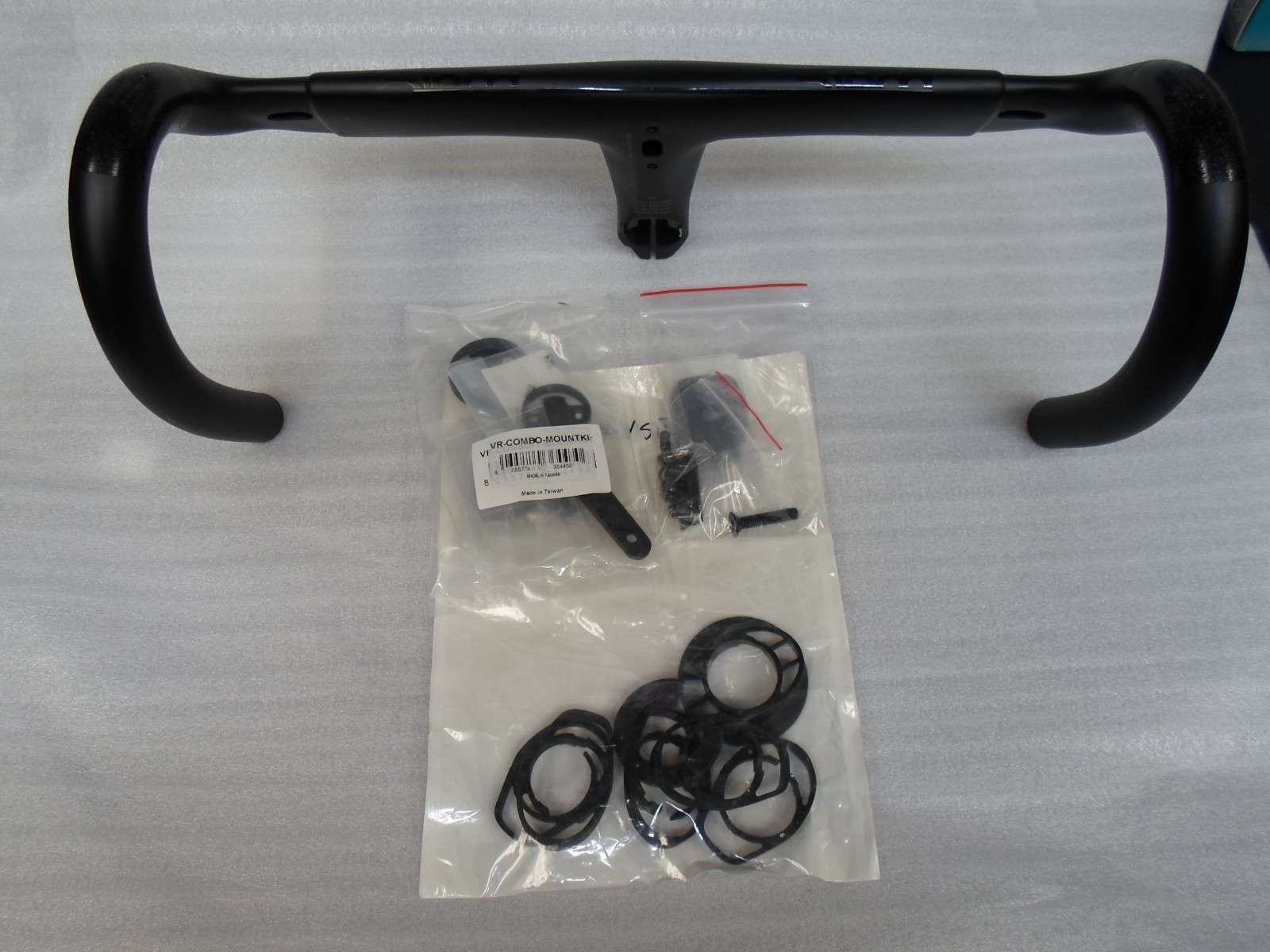 Deda Handlebar made for Van Rysel 38cm x 100mm Carbon Integrated 268g
