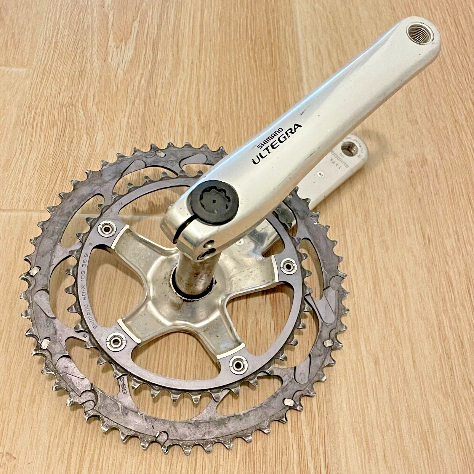 Shimano Ultegra FC-6600 Road Bike Crankset – 175 mm, Double 53-39 Tooth