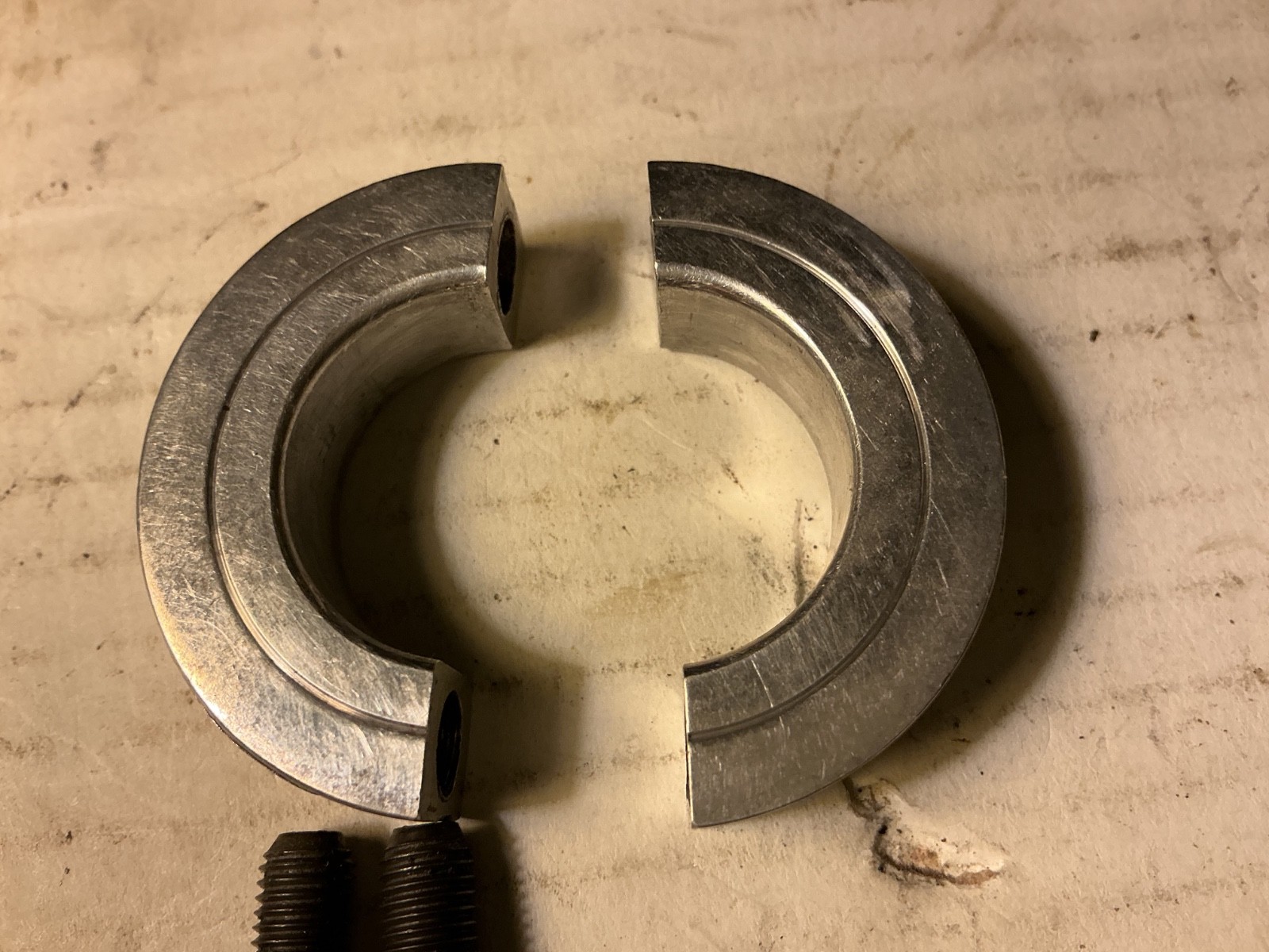 DK seat-clamp (removed from ‘85 Kuwahara Lightning) 25.4mm. Original bolts