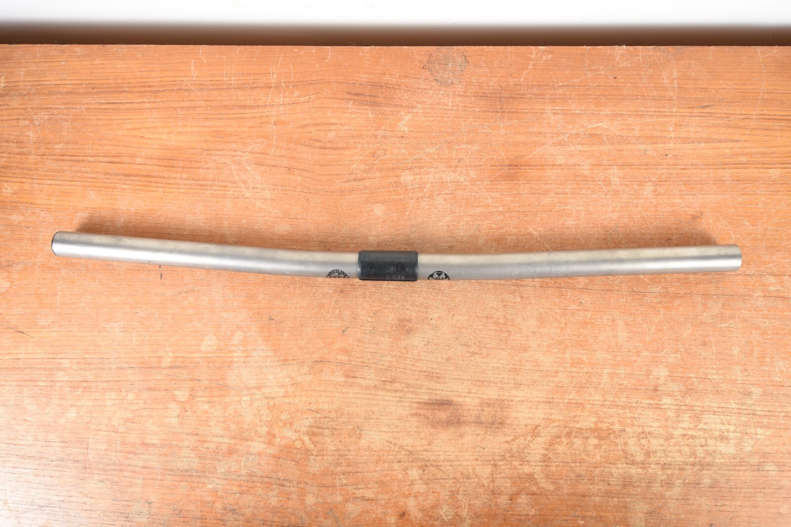Vintage Bontrager Titec 560mm Titanium Flat Handlebar 22.2mm X 25.4 Shim