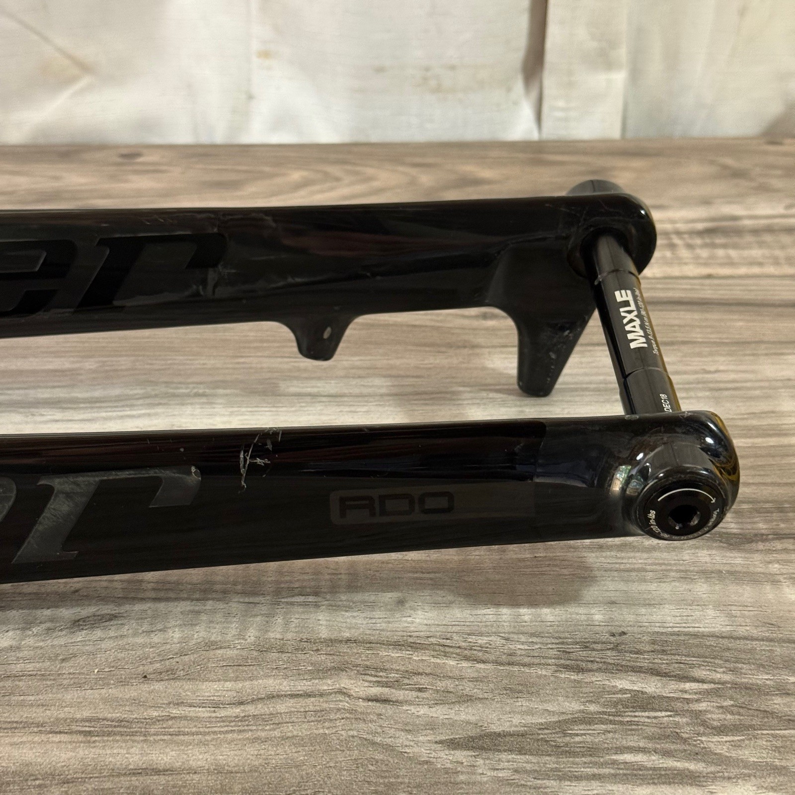Niner RDO 29er Carbon Fork Taper Gloss Black 188mm Steerer 15mm x 100mm Disc