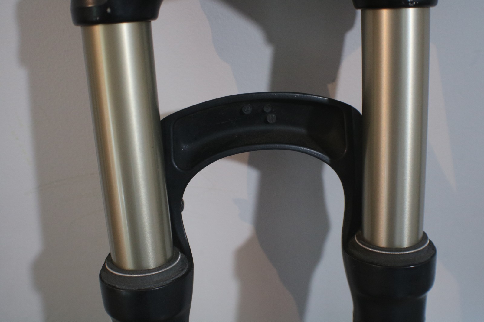 Fox Racing – 32 F100 RLC Black Fork – Straight Steerer – 1-1/8″ – QR – 26″