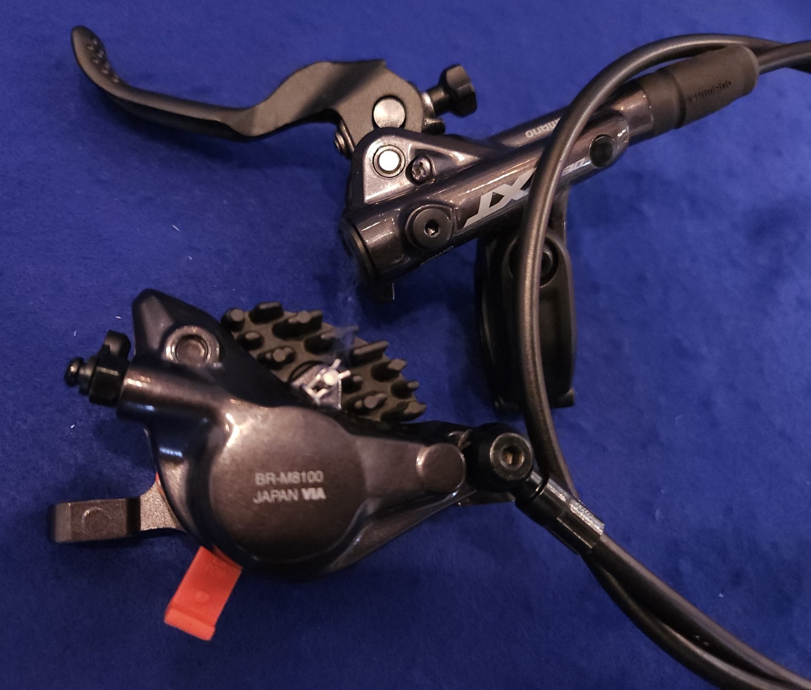 Shimano DEORE XT Brake Kit Left & Right Levers / Calibers / Lines – Pair