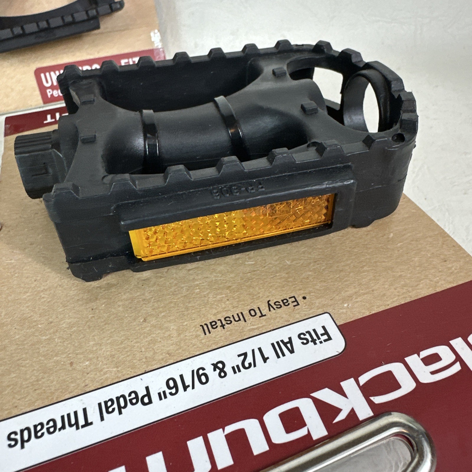 2 Sets Blackburn Universal Fit Pedal Set – Fits All 1/2″ & 9/16″ Threads – NEW