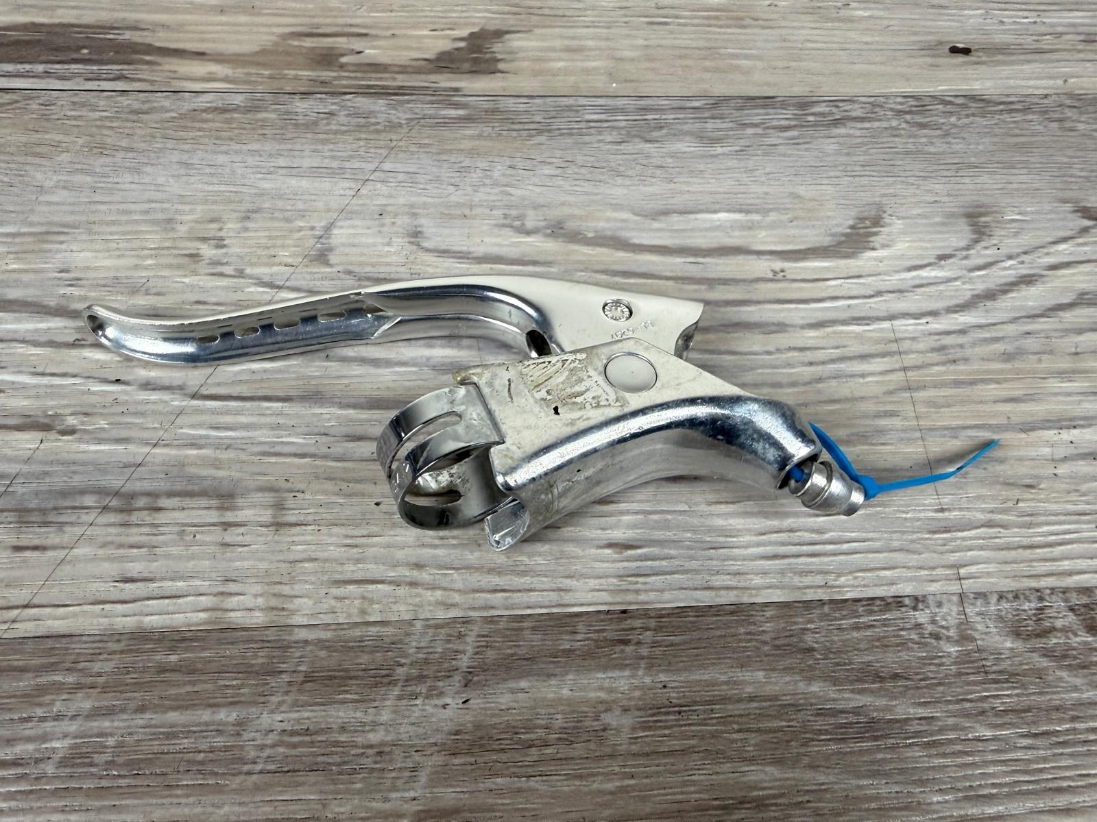 Vintage Shimano 600 BL-6207 Brake Lever Drop Bar Non-Aero