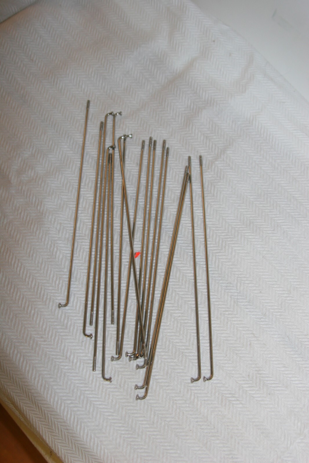 Superbe 14 Ga/2.0mm Spokes & Nipples Stainless Steel Qty 18 Various Lengths S27