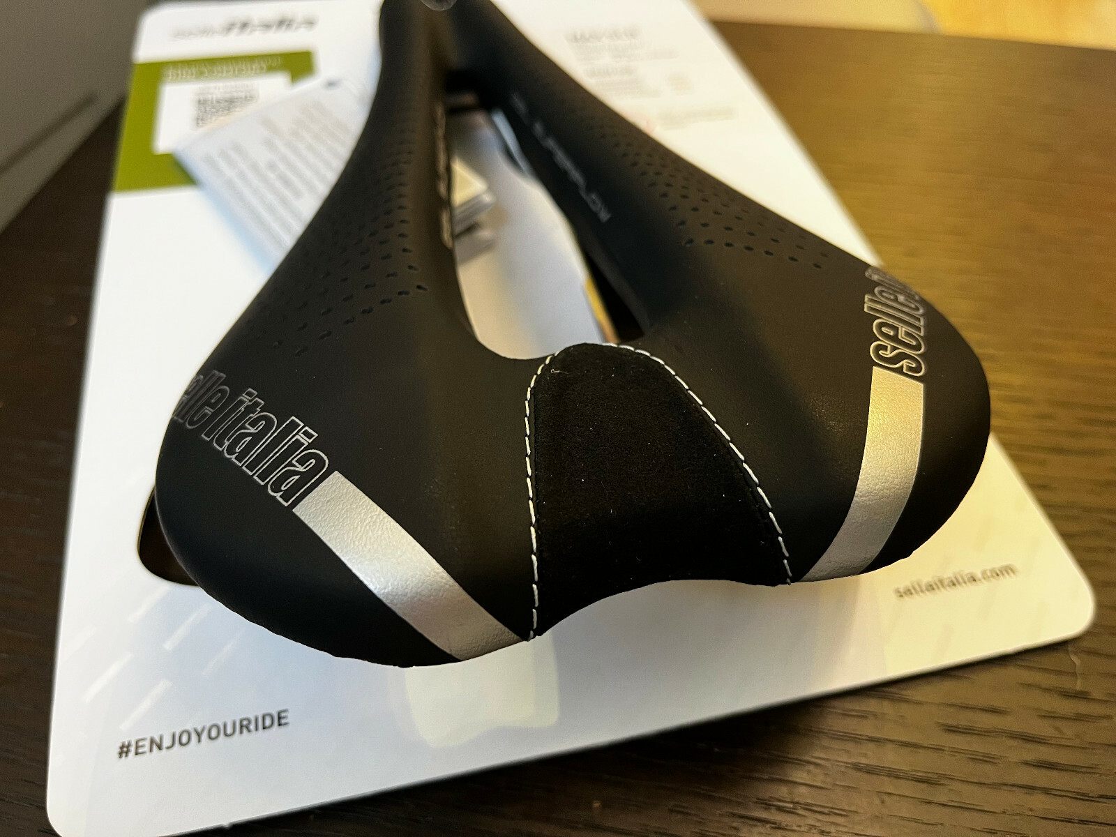 Selle Italia Max SLR Gel Superflow 145x275mm L3 Ti316 Rail Road Saddle (Black)